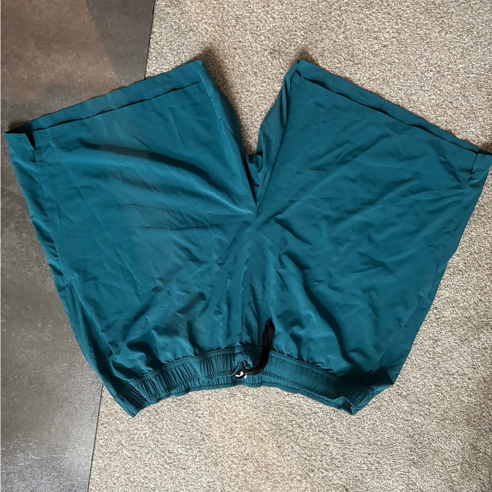 Xersion Teal Performance Shorts